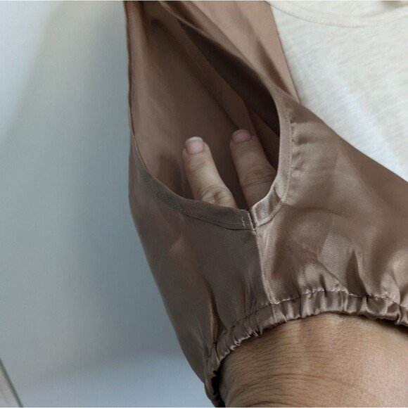 French Laundry Petite Medium Top - Cold Shoulder Satin Sleeves New With Tags - Picture 9 of 10